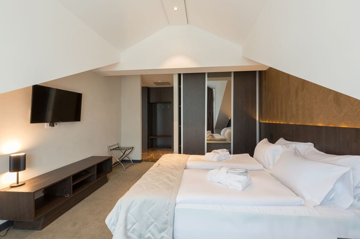 Deluxe Family Room with Terrace