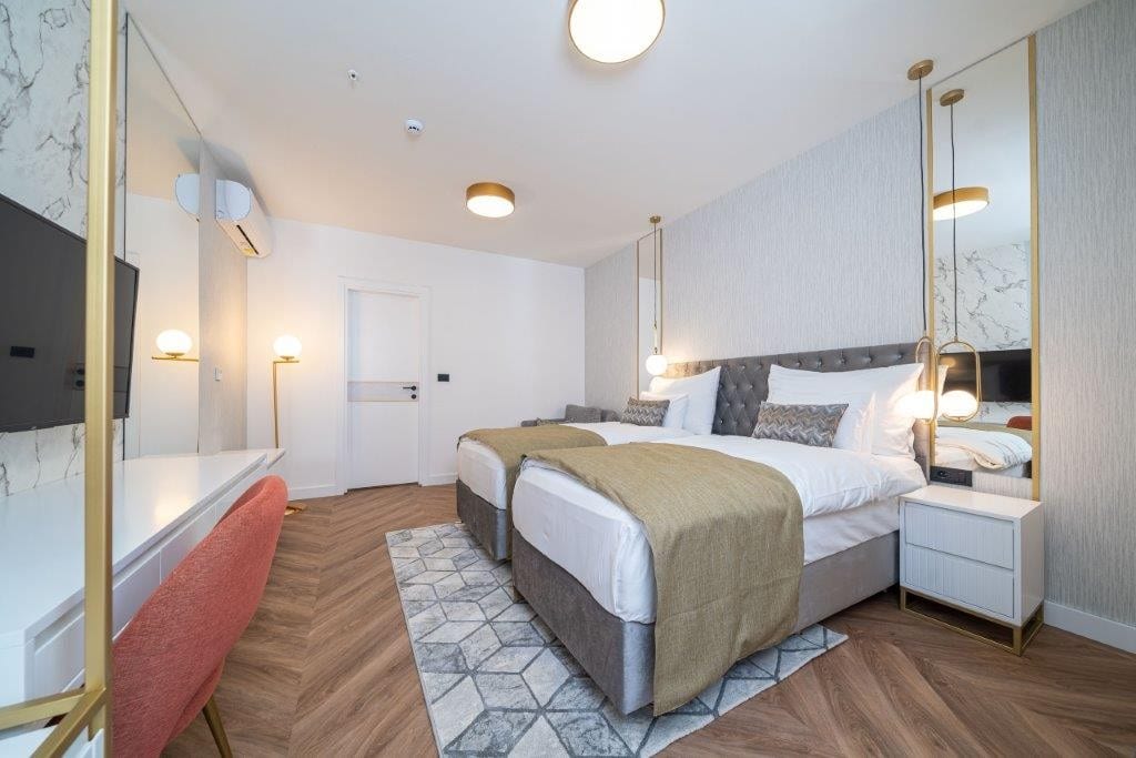 Superior double room with extra bed