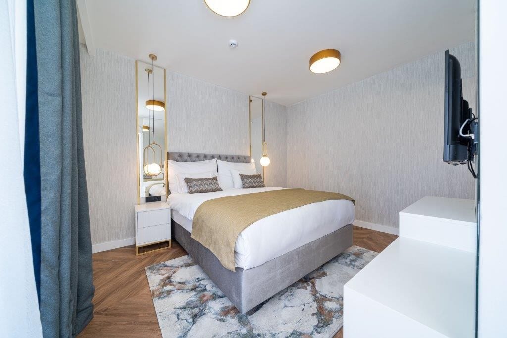 Superior suite
